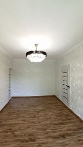 Продажа 1 хона 2 етаж 4 етажл Кора камиш 2/5 42 кв Балкон 2*6