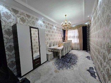 Продаётся 3х комн квартира на 4 этаже Ор-р Файзобод мечеть