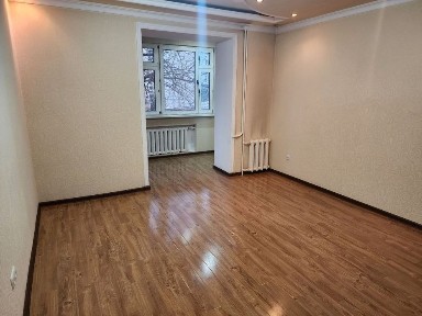 Гидрометцентр, ц-5, минор метро, Новомосковская квартира 3х комнатна