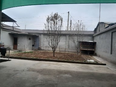 nazarbek uy sotiladi