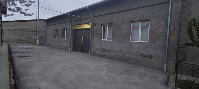 Uchastka yarim Sotiladi ! 80.000$