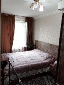 Uchtepa tumani 15-kvartalda 4-xonali uy sotiladi