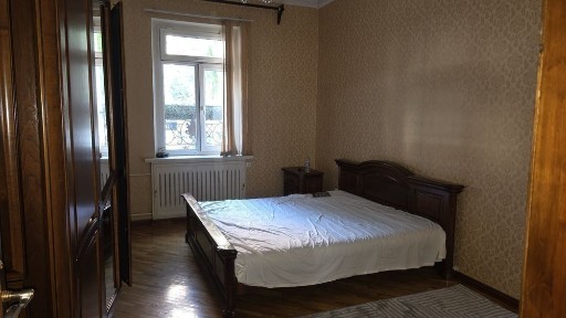 Аренда, Сдаётся 3-x комнатная квартира в центре, Яккасарайский район