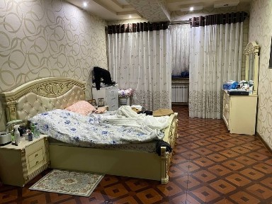Продается 4-комнатная квартира 174 м², Нукусская 27А.