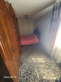 Kvartira sotiladi. Продаётся квартира.