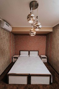 Срочно продается готовая гостиница 13 номеров, 10соток. Сергели.