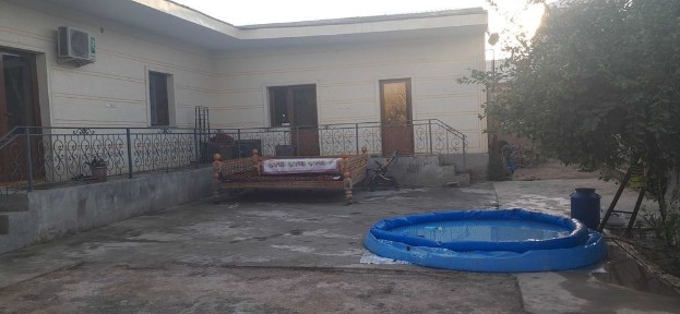 Уй сотилади шахарда