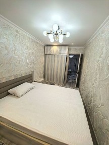 Сдаётся 2в3 комнатная квартира на Эко базар студентларга