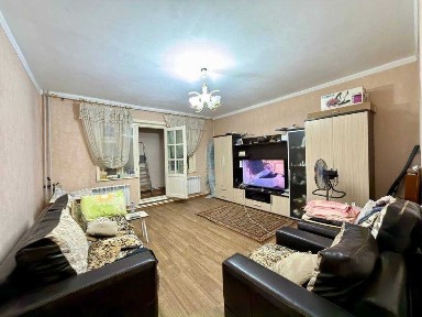 3 комнатная квартира на Лабзаке, ориентир парк Анхор - ц 12