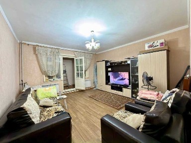 3 комнатная квартира на Лабзаке, ориентир парк Анхор - ц 12