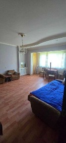 Срочно продаётся 2 комнатная квартира
