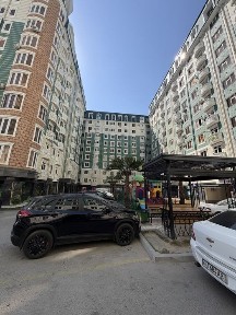 Xon saroydan 2 xona qilingan kvartira sotiladi