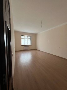 Нурафшон Новостройка 2/3/3 урта ремонт обш: 77 кв. м ор: Сагбон Чорсу