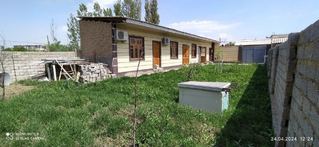 3 хона ли ховли сотилади Нуравшон туй тепа центирида 3 сутике