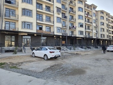 полуподвал сотилади 125 квадрат 37200$