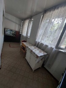 Продаю квартиру (4 комнатная 83 кв. м. ориентир Парк Победы)