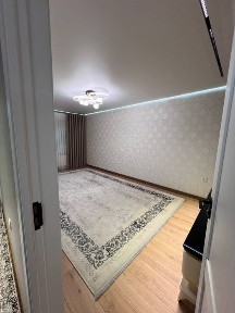 3ком. Квартира 70 м2. Ор-р: метро Буюк Ипак Йули, Максвей