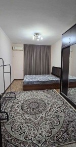 Юнусабад 11 квартал 2в3 комнатная