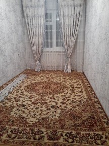 Yashnabod Kadshva bozor yonida uy sotiladi
