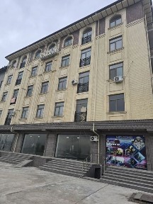 Сдаётся в аренду магазин под любой бизнес Корасув 31 м2, 67 м2, 48 м2