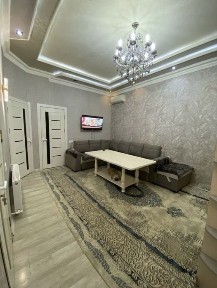 Срочно продается трех комнатная квартира мансарда не дорого