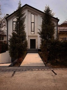 Уютный и стильный трехуровневый дом от собственника -идеален для семьи
