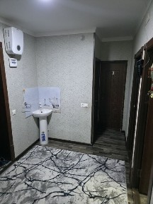 Нукусда аэропорт 2 хонали квартира сотилади