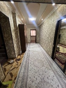 Срочно задаётся квартира 3х км 3 етаж 400 торг
