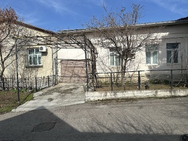 Продается дом на бадамзаре