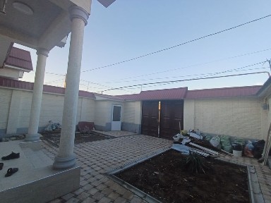 Yengi Toshmi postdan o'tganda Arzon xovli sotiladi.