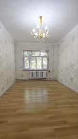 Qoraqamich 1/4 1/1/4 balkon 2:6 2 hona qilngan srochno sotiladi