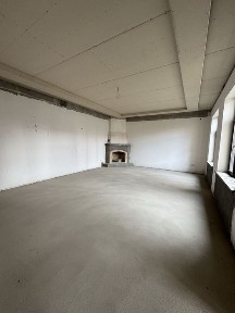 Arenda Uchtepa rovd hovli ijaraga skladga tsehga 8/1/3 Площадь: 60