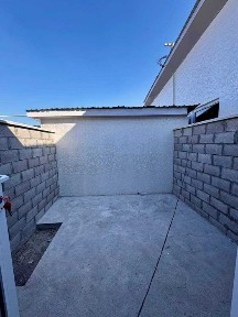 2 комн. квартира на земле. Сергели. Дарё Буйи. 33м2. Евроремонт. Двор
