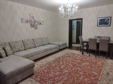3-комнатная квартира на ул. Афросиаб (метро Ойбек)