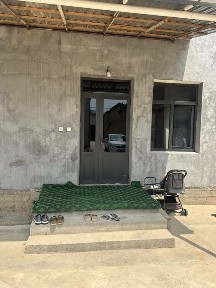 Uy sotiladi Madaniya maxalla dam ariq kicha
