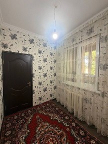 Сотилади 54кв2 2хона 3 хонали килинган