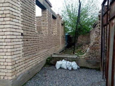 Срочно сотилади. Участка без маклер.