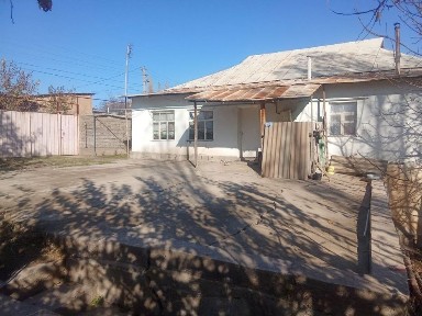 Xovli sotiladi.srochna