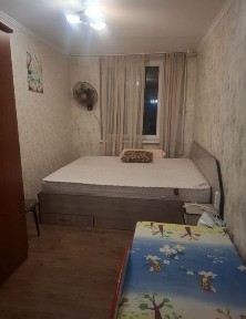 Чиланзар 2. Аллея Гагарина. 2 комнаты. Балкон 2/6. Продается квартир