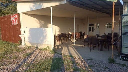 Hovli sotiladi 5 sotix