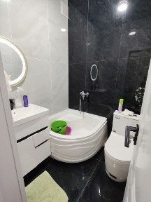 Продается 1в2х комнатная квартира с ремонтом, ЖК Asiа Hause.