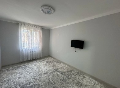 Мусаффо масканда 1 квартира хонали ижарага