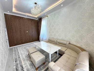 Продаётся 2х комн квартира на 1 этаже Ор-р Бухара Сити