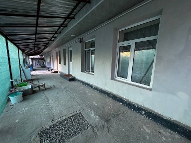 Hovli sotiladi Maydoni 12 sotih +2 sotih nejeloy