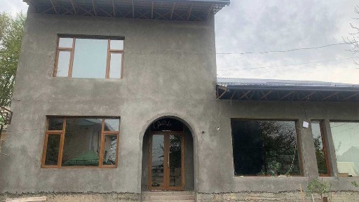 Срочно ! Продаю свой участок 3,75 сотки. В Мирзо Улугбекском районе.