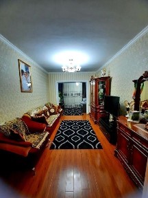 Продаётся 3/4/5.Ул. Янгизамон