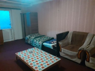 1 xonali uy ijaraga beriladi KIUF oldi