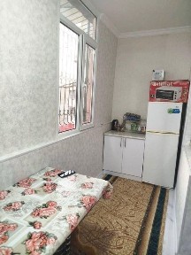Bezmakler Yunusobotda megani oldda Qizla uchun ijaraga uy