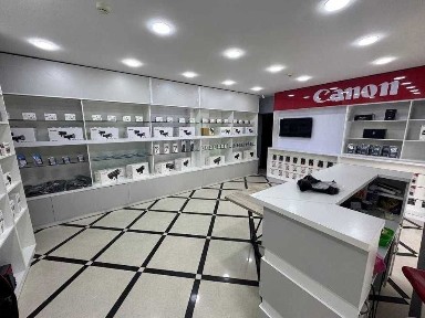 Сдаётся под офис или магазин на первой линии