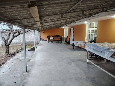 Продаётся Дом с участком в Кибрайском районе. В доме есть все условия